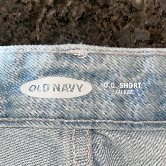 NWT Old Navy High Waisted O.G. Button Fly Cut Off Jean Shorts - Picture 6 of 7